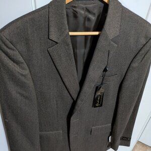 ~NWT Men's "ANDREW FEZZA" Signature Collections Sports Suit